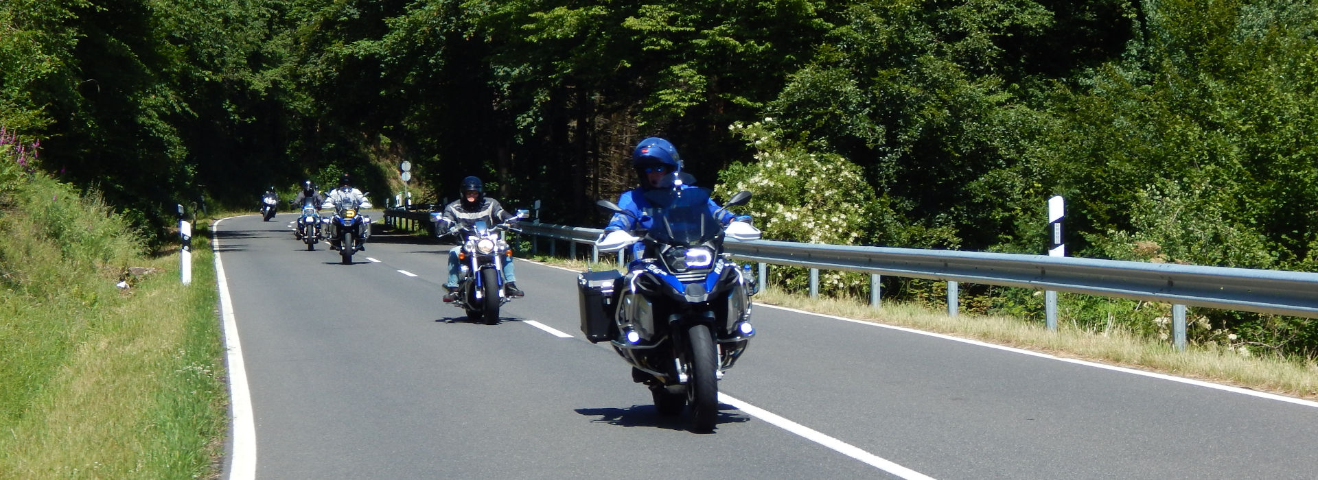 Motorrijbewijspoint Zaandam motorexamens AVB en AVD